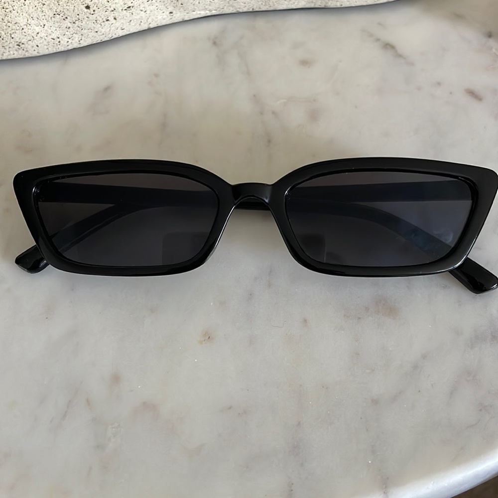 Black sunglasses